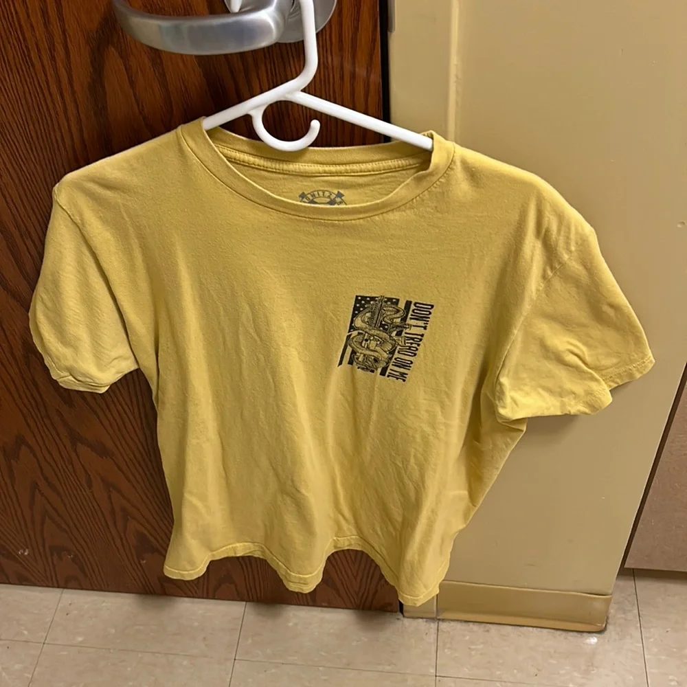 Howitzer “don’t tread on me” tee. - Picture 1 of 4